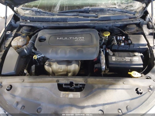 44307492 :رقم المزاد ، 1C3CCCAB4GN150958 vin ، 2016 Chrysler 200 Limited مزاد بيع