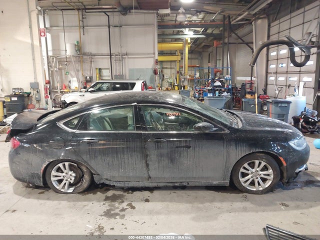44307492 :رقم المزاد ، 1C3CCCAB4GN150958 vin ، 2016 Chrysler 200 Limited مزاد بيع