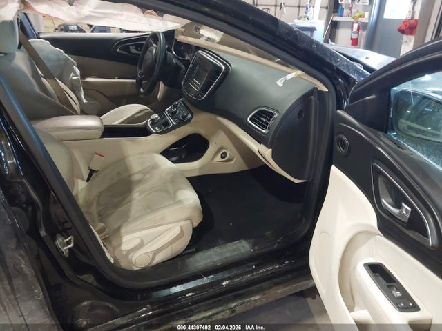 44307492 :رقم المزاد ، 1C3CCCAB4GN150958 vin ، 2016 Chrysler 200 Limited مزاد بيع