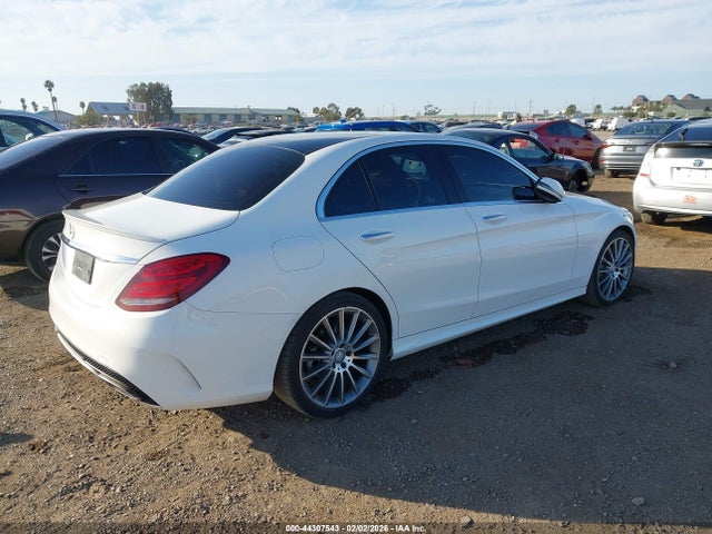 55SWF4JB3GU126069 Mercedes-Benz C 300 Sport