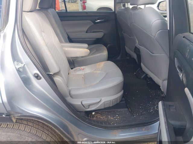 2022 TOYOTA HIGHLANDER 5TDGZRAH2NS092326 Photo 7
