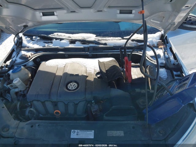 44307574 :رقم المزاد ، 3VWDP7AJ4DM374141 vin ، 2013 Volkswagen Jetta Se مزاد بيع