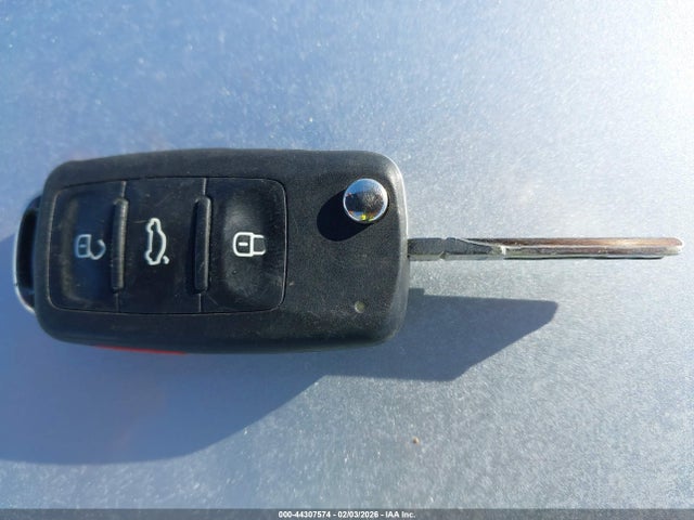 44307574 :رقم المزاد ، 3VWDP7AJ4DM374141 vin ، 2013 Volkswagen Jetta Se مزاد بيع