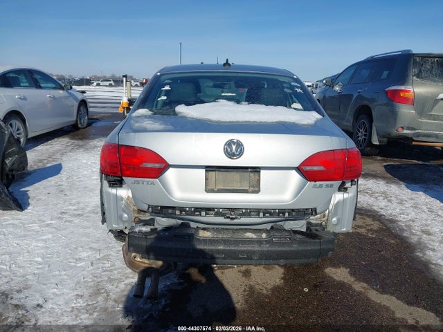 44307574 :رقم المزاد ، 3VWDP7AJ4DM374141 vin ، 2013 Volkswagen Jetta Se مزاد بيع