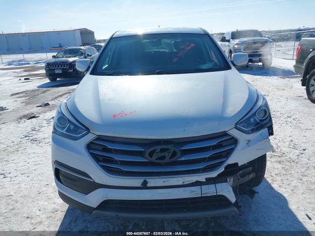 5XYZTDLBXJG560588 Hyundai Santa Fe Sport 2.4l