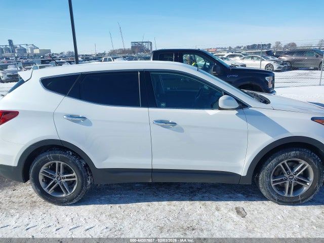 5XYZTDLBXJG560588 Hyundai Santa Fe Sport 2.4l