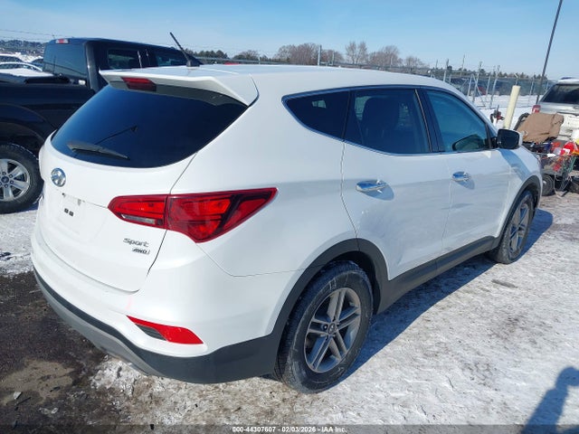 5XYZTDLBXJG560588 Hyundai Santa Fe Sport 2.4l