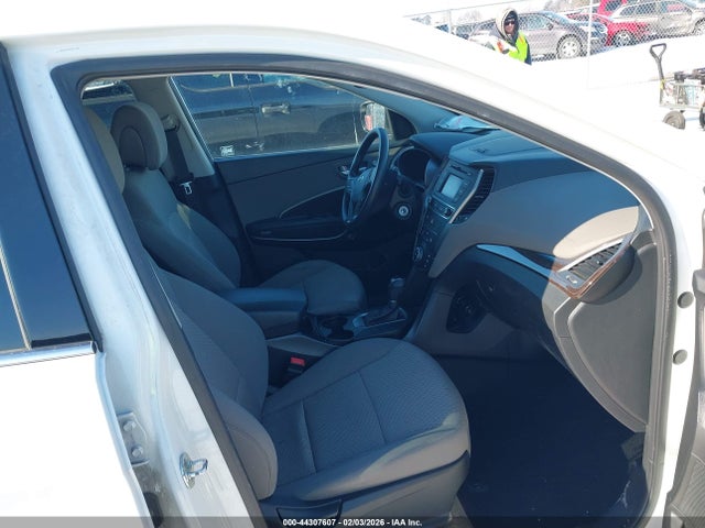 5XYZTDLBXJG560588 Hyundai Santa Fe Sport 2.4l