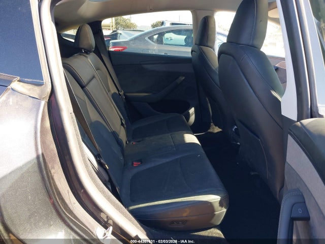 2026 TESLA MODEL Y 7SAYGDED1TF427181 Photo 7