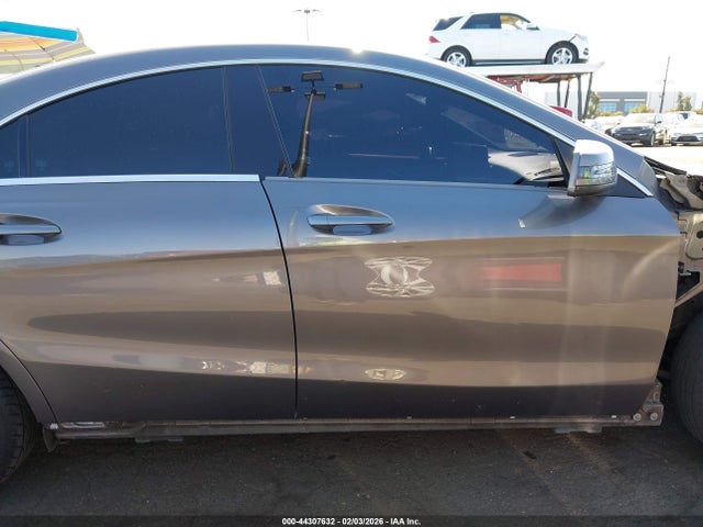 Mercedes-Benz CLA 250 2015 WDDSJ4EB9FN284804 Image 14