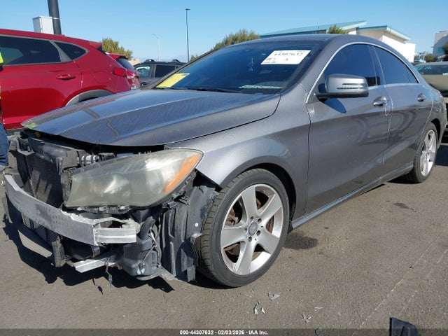 Mercedes-Benz CLA 250 2015 WDDSJ4EB9FN284804 Image 2