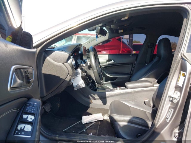 Mercedes-Benz CLA 250 2015 WDDSJ4EB9FN284804 Image 5