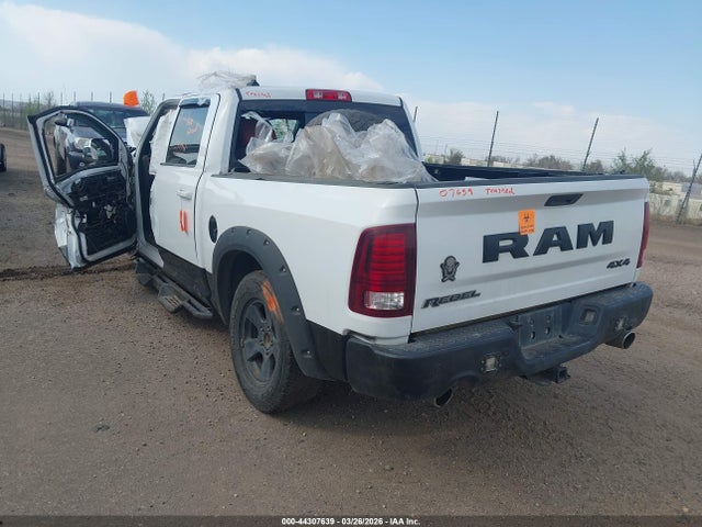 44307639 :رقم المزاد ، 1C6RR7YT7HS538755 vin ، 2017 Ram 1500 Rebel  4x4 5'7 Box مزاد بيع