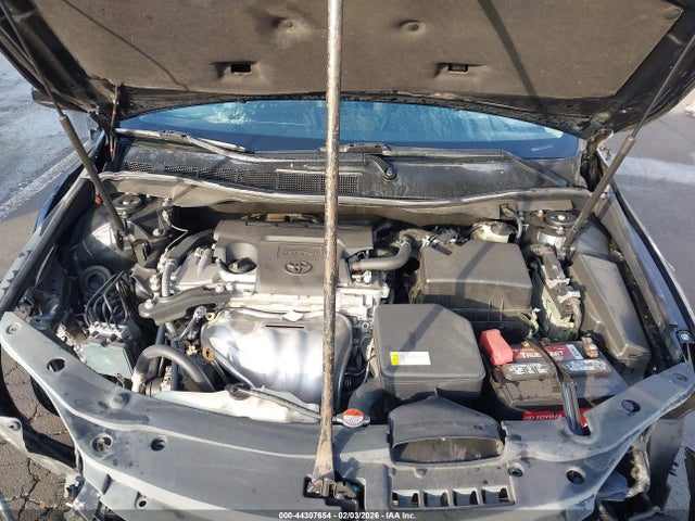 4T1BF1FK0GU216368 Toyota CAMRY SE