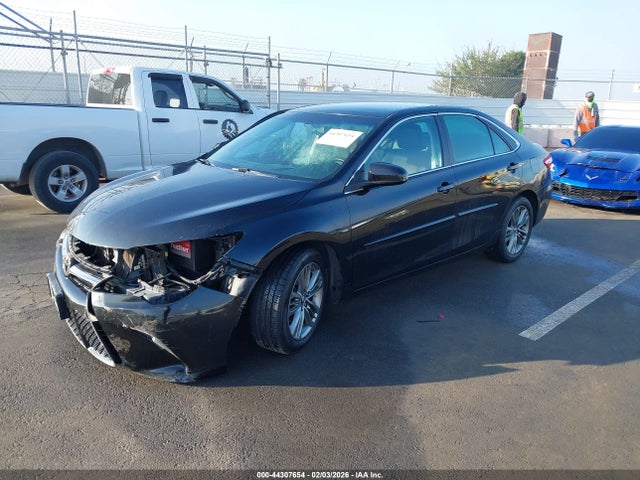 4T1BF1FK0GU216368 Toyota CAMRY SE