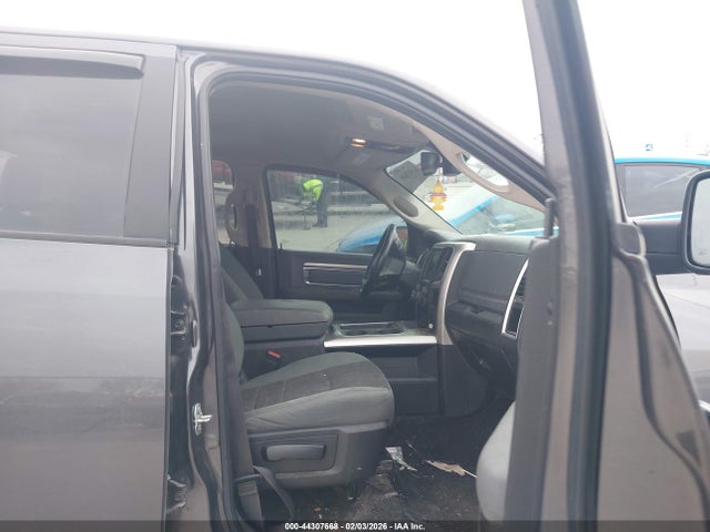 44307668 :رقم المزاد ، 1C6RR7LTXHS791768 vin ، 2017 Ram 1500 Slt مزاد بيع