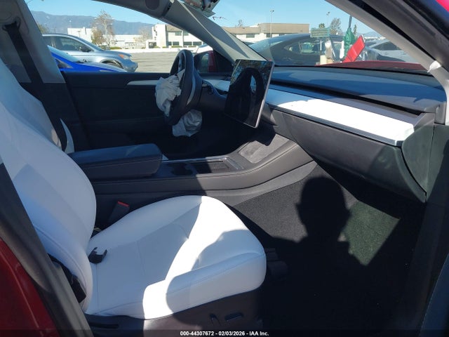 2023 TESLA MODEL Y 7SAYGDEE4PF623615 Photo 4