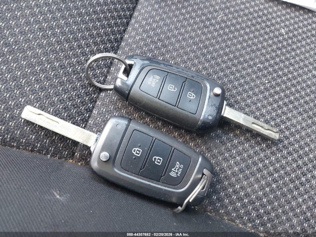 Hyundai Venue Se 2022 KMHRB8A39NU160351 Image 11