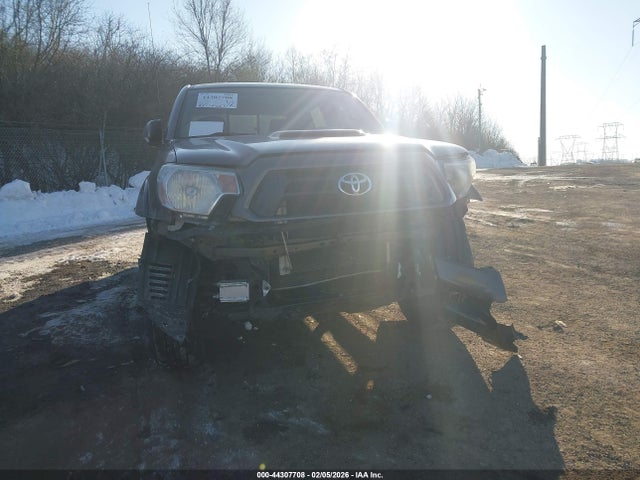 Toyota Tacoma Base V6 2014 3TMLU4EN5EM162773 Image 17