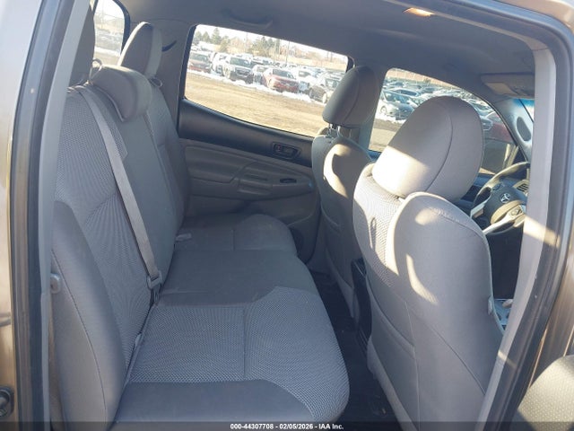Toyota Tacoma Base V6 2014 3TMLU4EN5EM162773 Image 8