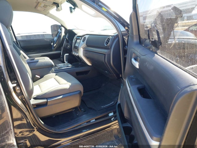 2018 TOYOTA TUNDRA 5TFDY5F16JX692801 Photo 4