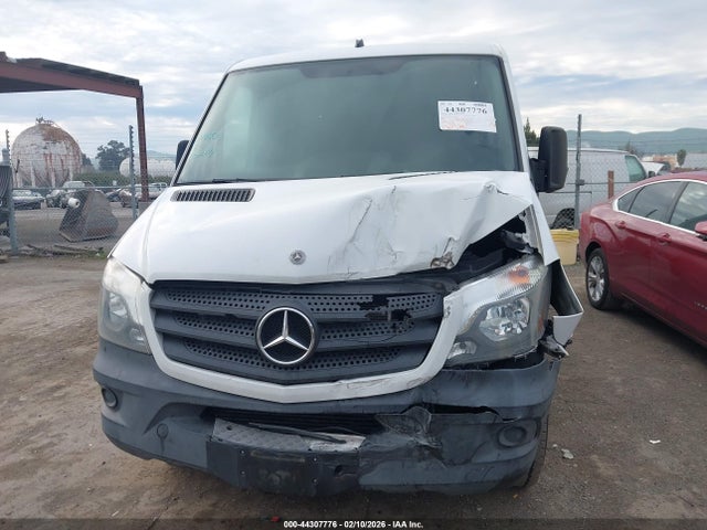 Mercedes-Benz Sprinter 2500 Normal Roof 2015 WD3PE7CCXFP146656 Image 12
