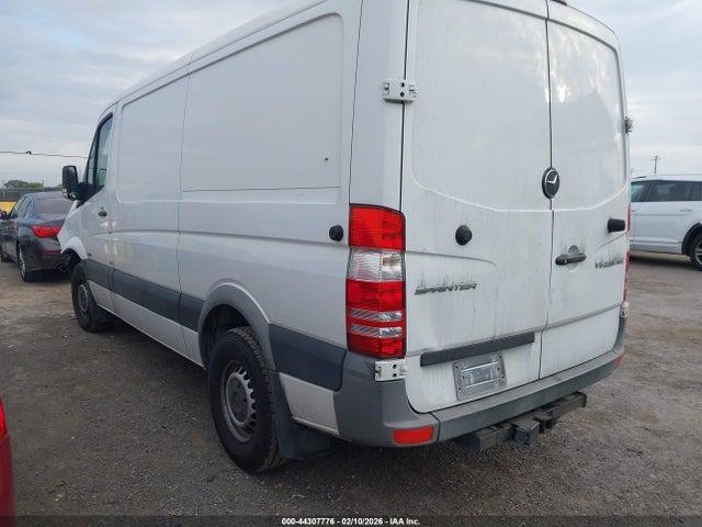 Mercedes-Benz Sprinter 2500 Normal Roof 2015 WD3PE7CCXFP146656 Image 3