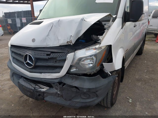 Mercedes-Benz Sprinter 2500 Normal Roof 2015 WD3PE7CCXFP146656 Image 6