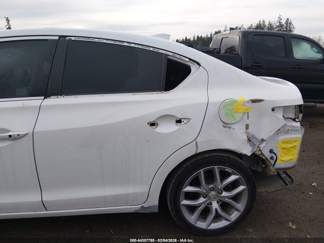 19UDE2F30KA000871 Acura Ilx Standard