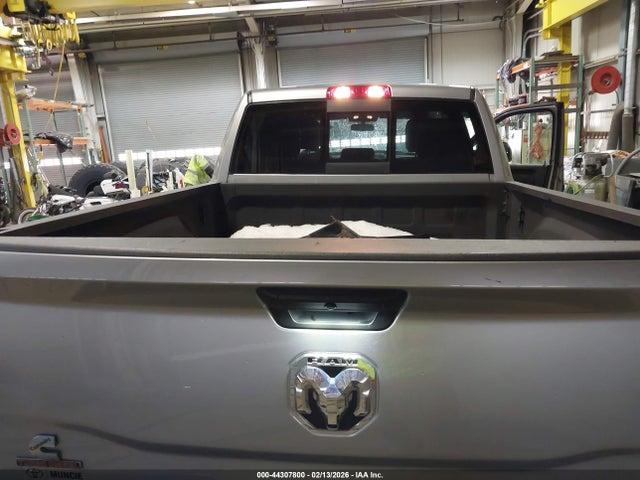 3C63R3CL3NG207485 RAM 3500 Tradesman 4x4 6&#039;4 Box