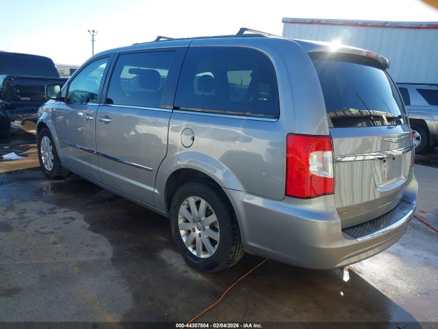 2014 CHRYSLER TOWN & COUNTRY 2C4RC1BG5ER403127 Photo 2