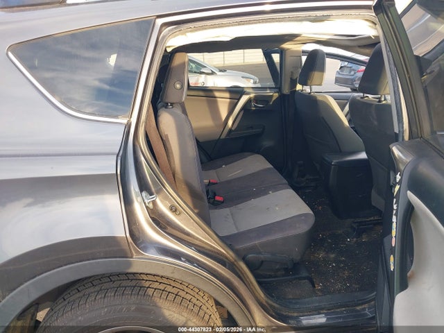 44307823 :رقم المزاد ، JTMWFREV3FJ052405 vin ، 2015 Toyota Rav4 Xle مزاد بيع