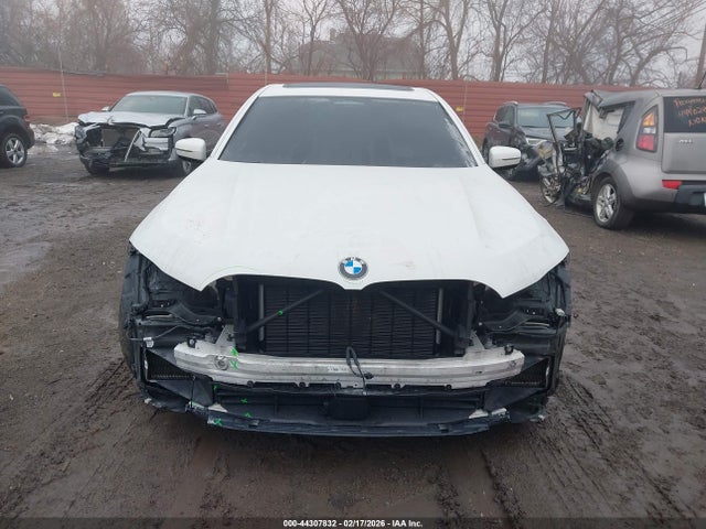 Продаж на аукціоні авто 2021 Bmw 750 Xi, vin: WBA7U2C02MCF48645, номер лоту: 44307832
