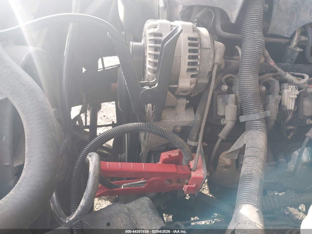 44307834 :رقم المزاد ، 2GTEC19T551301648 vin ، 2005 Gmc Sierra 1500 Sle مزاد بيع