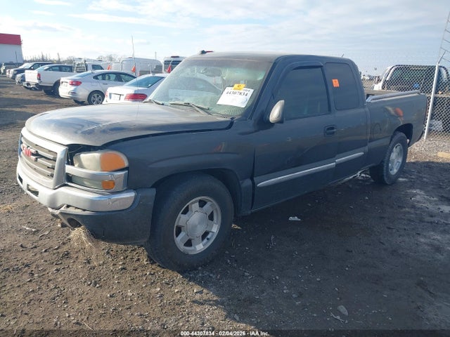 44307834 :رقم المزاد ، 2GTEC19T551301648 vin ، 2005 Gmc Sierra 1500 Sle مزاد بيع