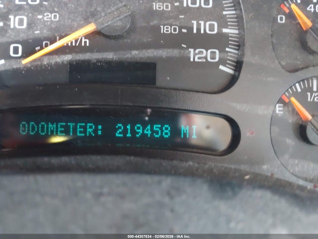 44307834 :رقم المزاد ، 2GTEC19T551301648 vin ، 2005 Gmc Sierra 1500 Sle مزاد بيع