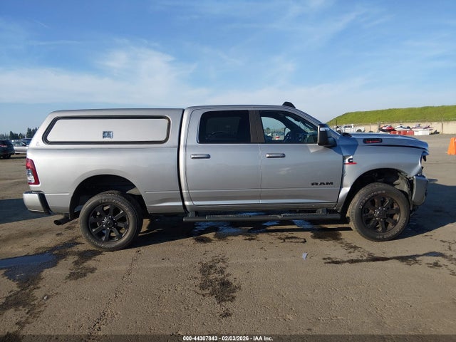 44307843 :رقم المزاد ، 3C6UR5DL2PG517242 vin ، 2023 Ram 2500 Big Horn  4x4 6'4 Box مزاد بيع