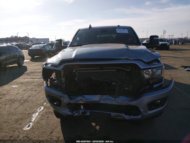 44307843 :رقم المزاد ، 3C6UR5DL2PG517242 vin ، 2023 Ram 2500 Big Horn  4x4 6'4 Box مزاد بيع