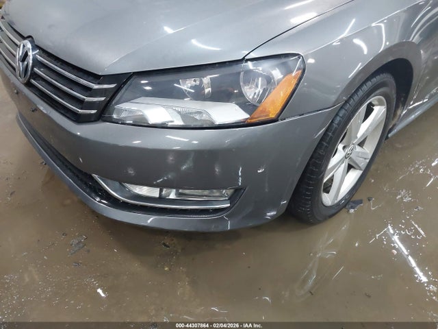 Продажа на аукционе авто 2015 Volkswagen Passat 1.8t Limited Edition, vin: 1VWAT7A37FC078339, номер лота: 44307864