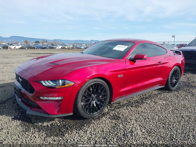 Ford Mustang Gt Premium 2018 1FA6P8CF7J5172850 Image 2