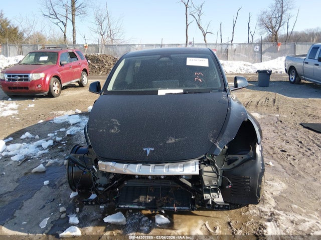7SAYGDEE6RA328600 Tesla Model Y Long Range Dual Motor All-wheel Drive