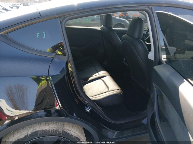 2024 TESLA MODEL Y 7SAYGDEE6RA328600 Photo 7