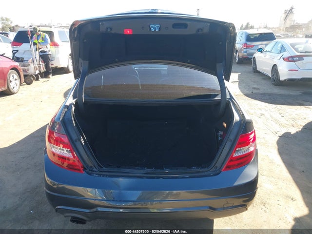 Aukcja sprzedaży 2013 Mercedes-benz C 250 Sport, vin: WDDGF4HB2DA848252, numer aukcji: 44307900
