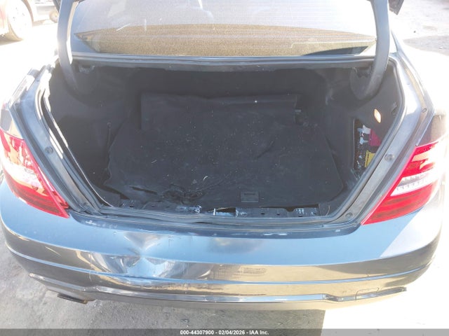Aukcja sprzedaży 2013 Mercedes-benz C 250 Sport, vin: WDDGF4HB2DA848252, numer aukcji: 44307900