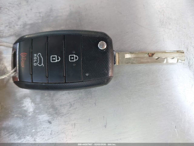 5XYPG4A30KG566733 KIA Sorento 2.4l Lx