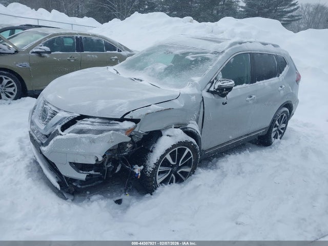5N1AT2MV3KC818669 Nissan Rogue Sl
