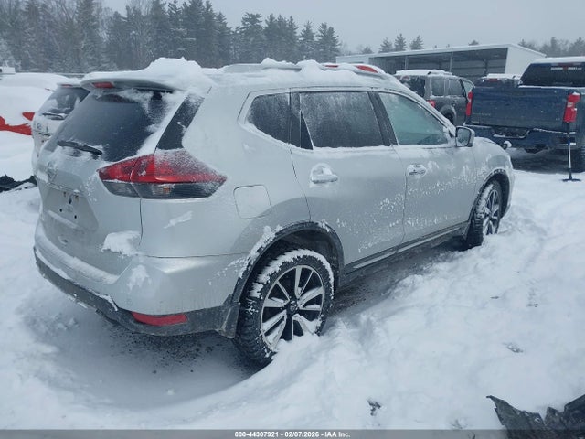 5N1AT2MV3KC818669 Nissan Rogue Sl