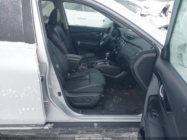 5N1AT2MV3KC818669 Nissan Rogue Sl
