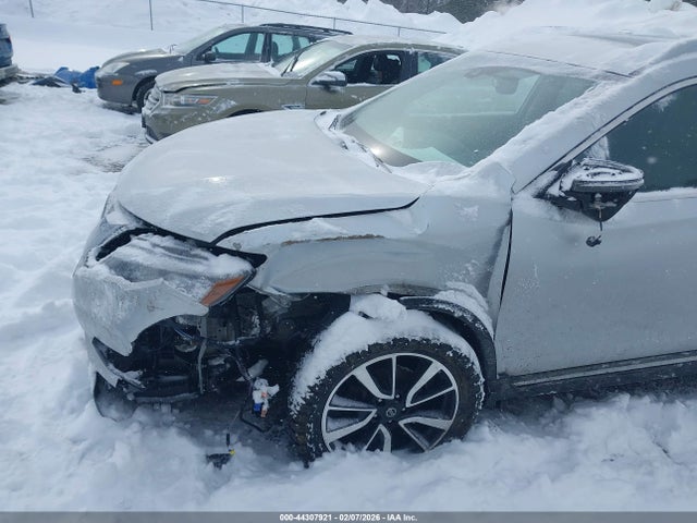5N1AT2MV3KC818669 Nissan Rogue Sl