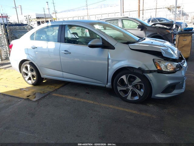 1G1JF5SB6J4131662 Chevrolet Sonic Premier Auto
